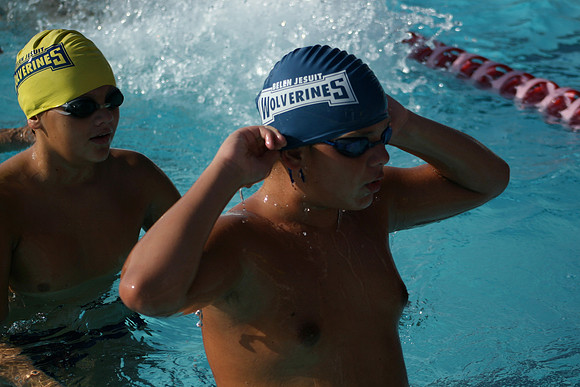 Belen Jesuit Junior High 2008 Swimming